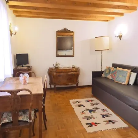 Apartamento Delicious Near St. Square Veneza