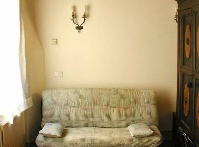 Apartment Delicious Near St. Square *